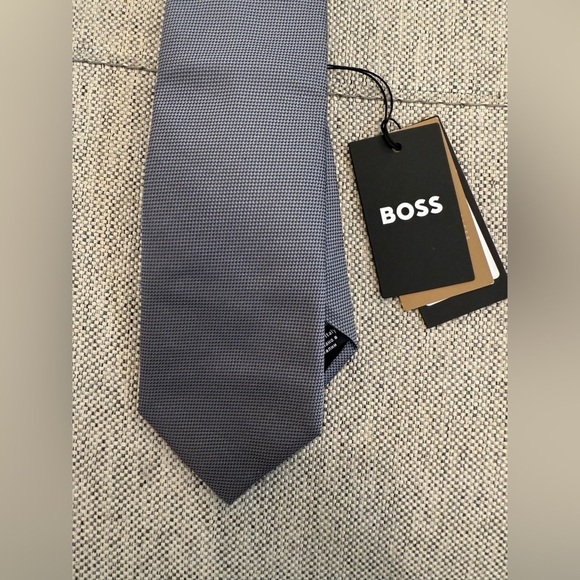 NWT BOSS Silk Tie - Picture 6 of 7